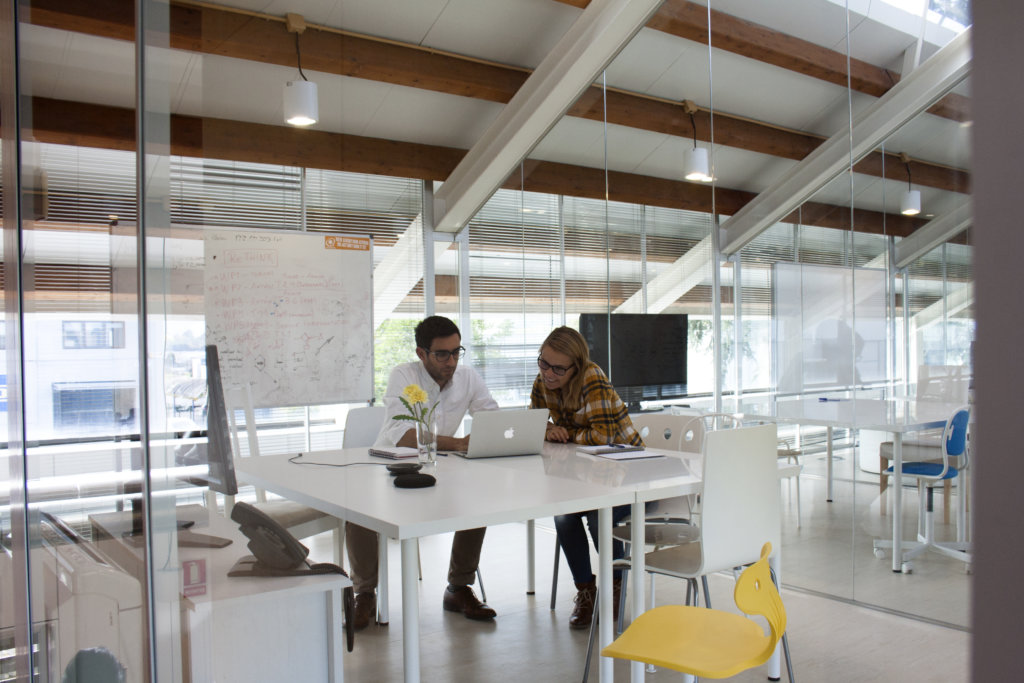 One to one management